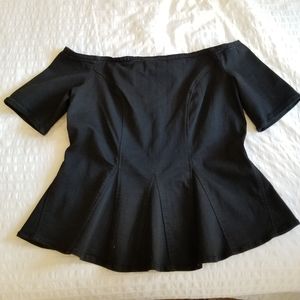 Off The Shoulder Pendulum Top